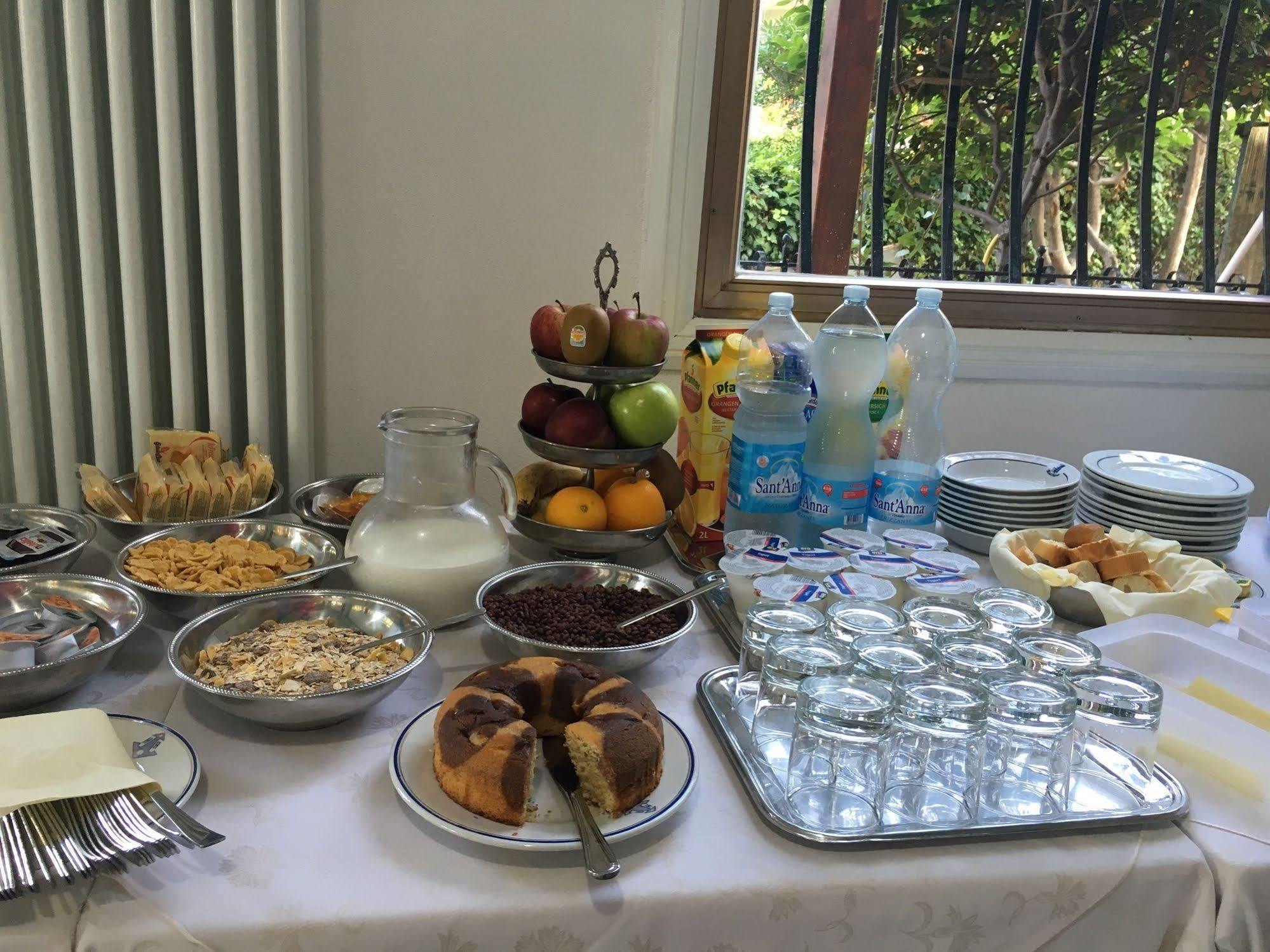 Hotel Astoria Bordighera Εξωτερικό φωτογραφία