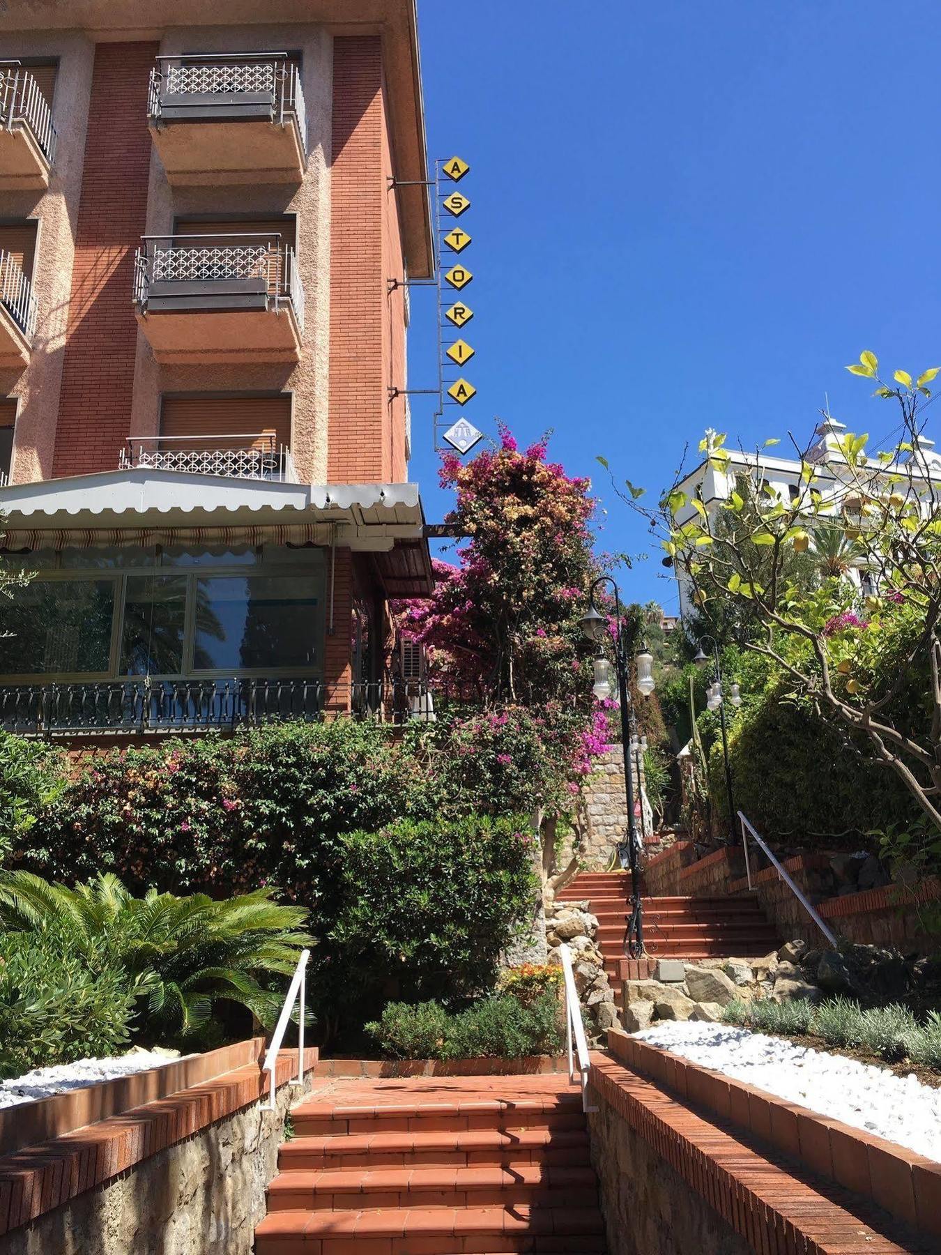 Hotel Astoria Bordighera Εξωτερικό φωτογραφία