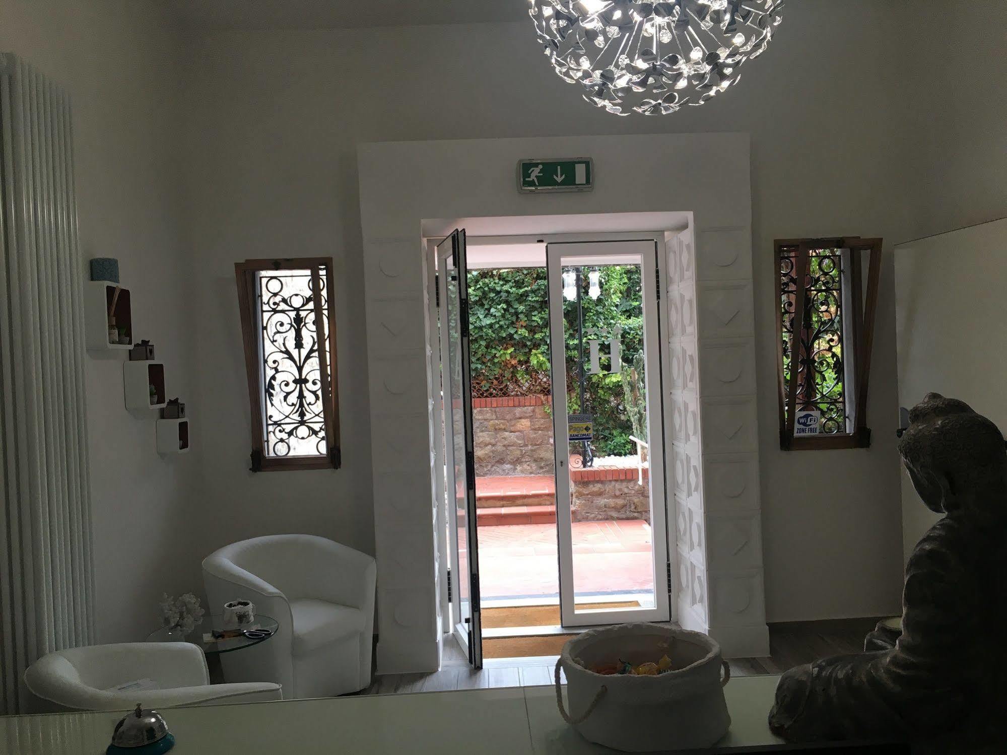Hotel Astoria Bordighera Εξωτερικό φωτογραφία